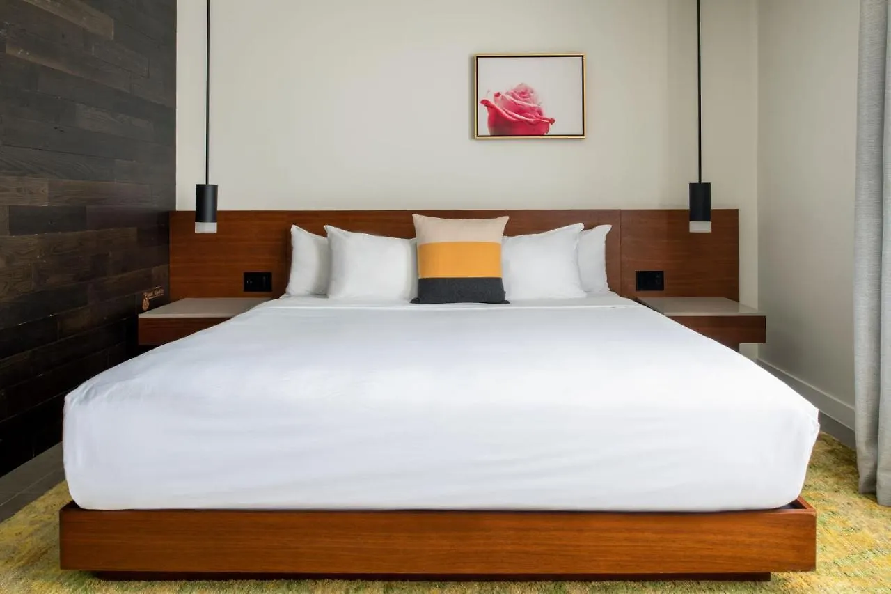 The Hi-Lo, Autograph Collection Hotel Portland